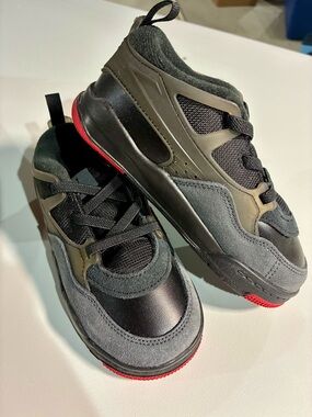 Jordan Kids 4 RM Gray & Black Sneakers